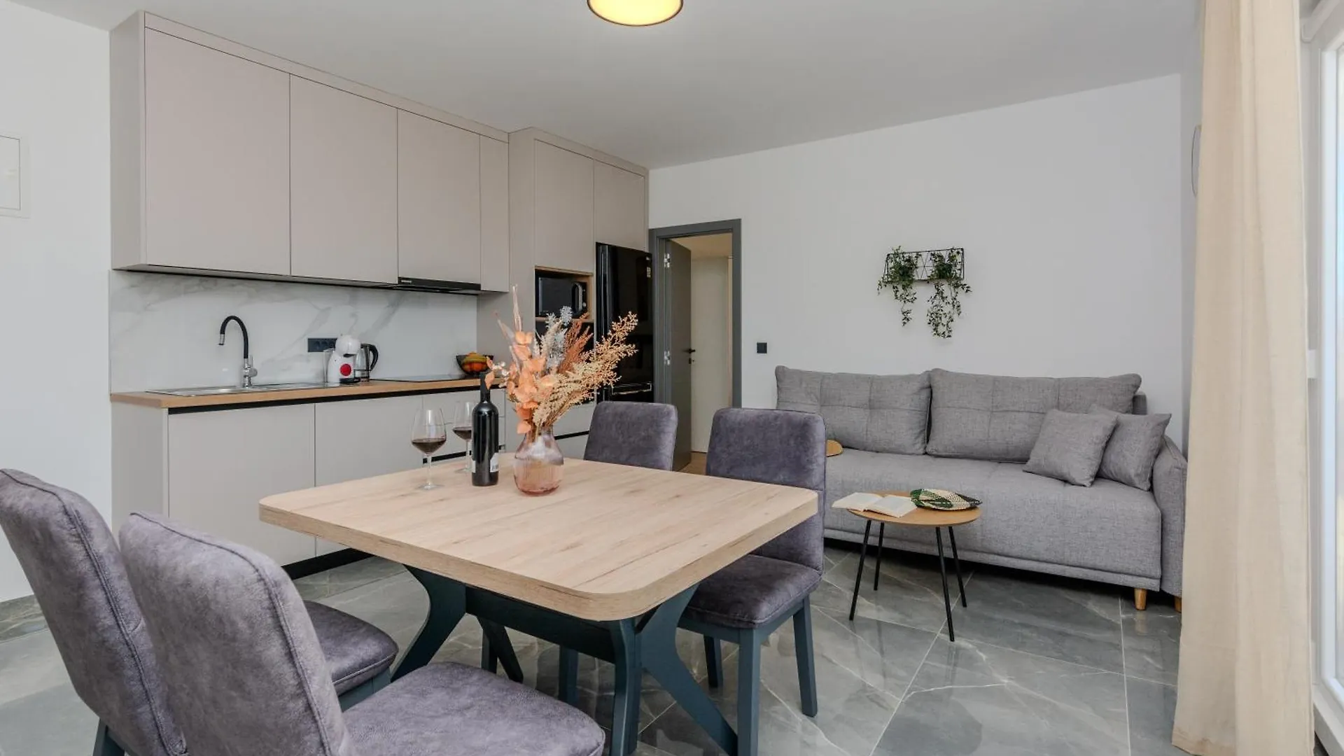 Villa Lucy Apartments I Vir 0*,  Κροατία