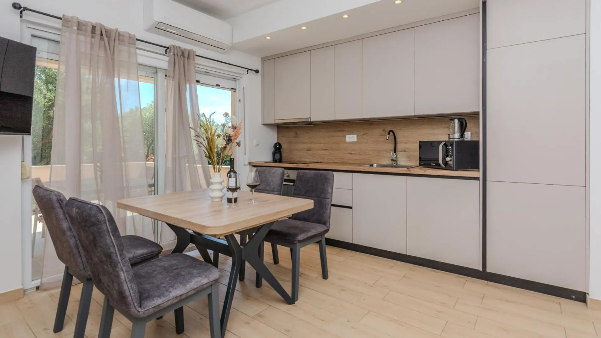Villa Lucy Apartments I Vir Κροατία